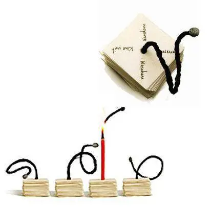 La tv del Natale: con 3 euro diventa un caminetto