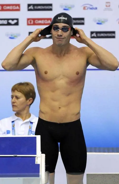 Fede affonda nei 400 I maschi la vendicano e Scozzoli prende loro