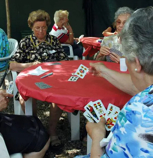 Lelisir di lunga vita? In mano alle donne