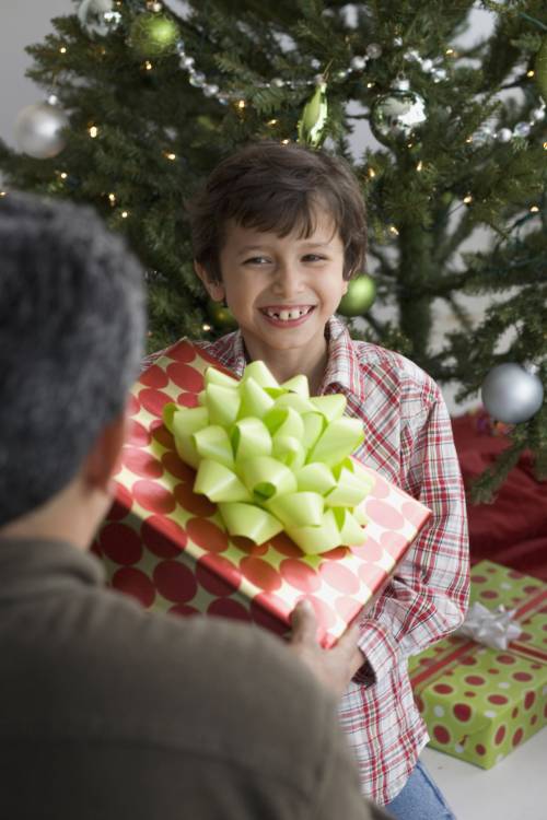 Ma quale capofamiglia... A Natale i regali più brutti  sono destinati al papà