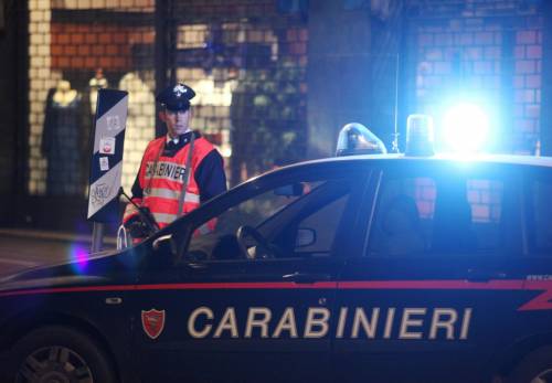 Notte di controlli in via Padova: cento militari setacciano il quartiere