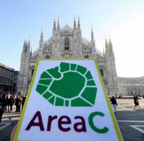 No allArea C: mille firme in un quarto dora