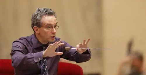 Carlo Felice, quando lanno inizia sulle note dei «Carmina Burana»
