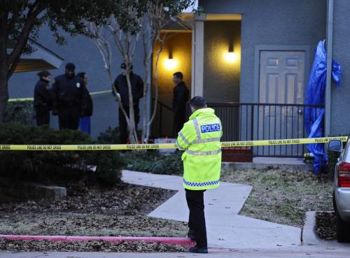Texas, sette cadaveri tra i regali scartati: "Un omicidio-suicidio"