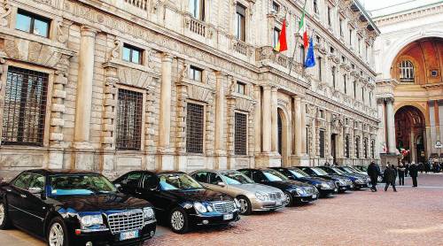 La pubblica amministrazione ora nasconde le auto blu