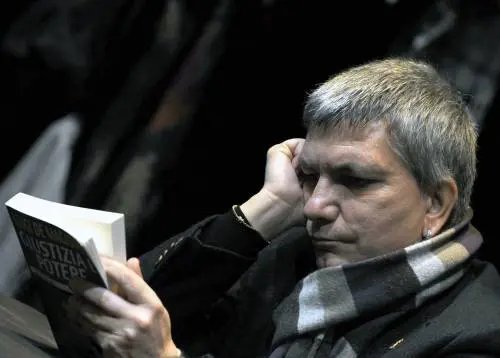 Si dimette l'assessore che chiamò Vendola "signorina disturbata"