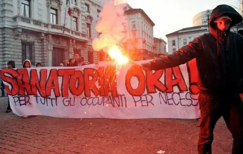 Autonomi assolti: è legale occupare i binari