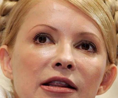 Farmaci sospetti, Yulia sviene E per 20 minuti nessuno laiuta