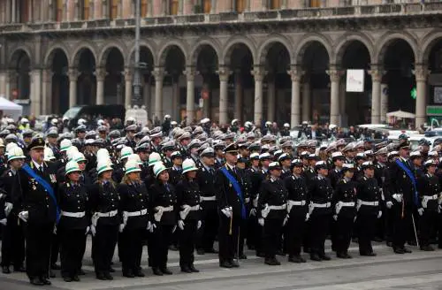 «I vigili come assistenti sociali». Scontro sulla Polizia municipale