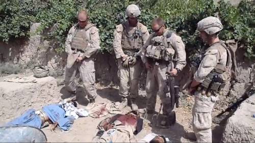 Marines urinano  sui nemici morti, Video choc negli Usa