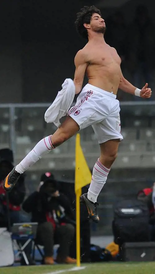 Pato: «Io resto al Milan» Ciao Tevez, e ora lInter