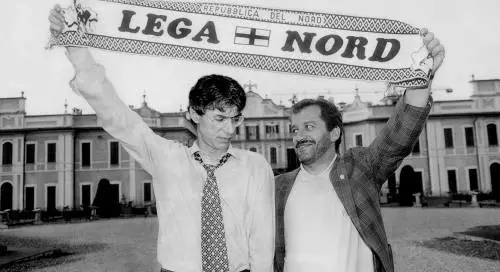 Armistizio Bossi-Maroni dopo il veto a Bobo 30 anni di guerra e pace