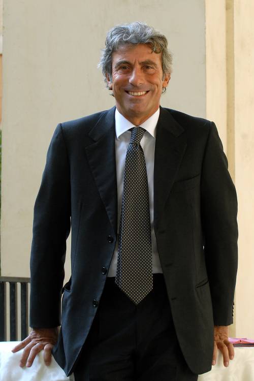 Palermo, si dimette il sindaco Cammarata "Impegno concluso"