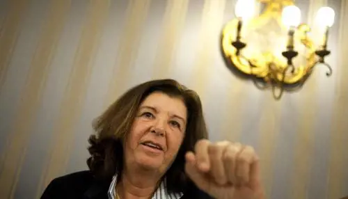 Liberalizzazioni, il governo  tiene testa ai professionisti