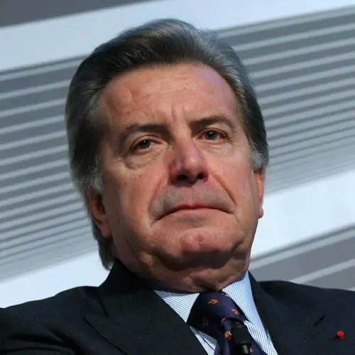 Giro daffari in aumento di 200 milioni. Resta il nodo Robin Tax