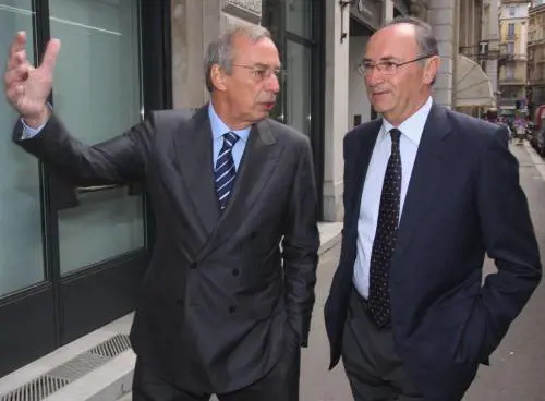 Unicredit, i manager al test delle Fondazioni