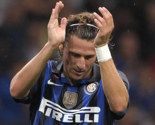 Ranieri ad Allegri: «È meglio vincere» Forlan di nuovo ko