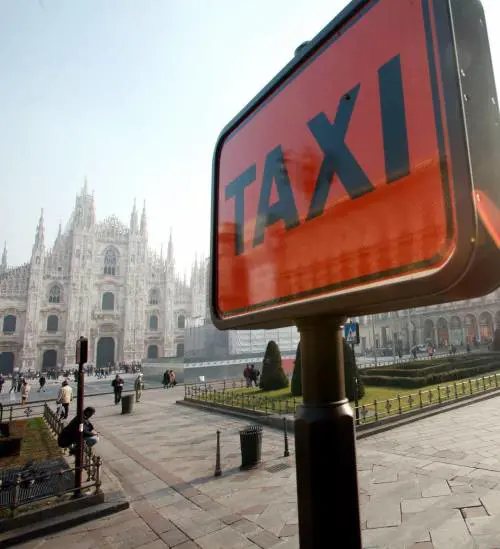 Altre minacce a Pisapia mentre i poliziotti chiedono 800 deroghe
