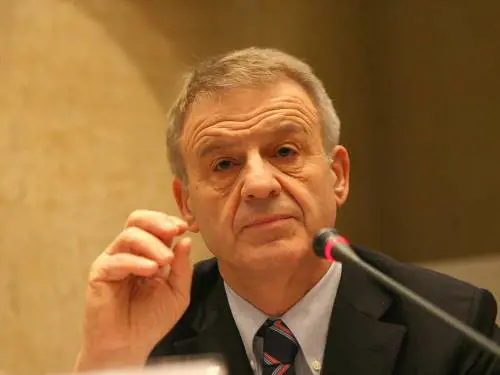 Concordia, Clini in aula: "Recuperare carburante richiederà 2 settimane"