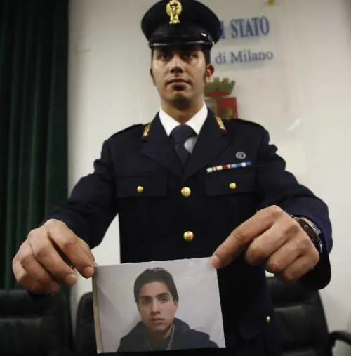 Vigile ucciso, la caccia continua Nel mirino cè il secondo nomade