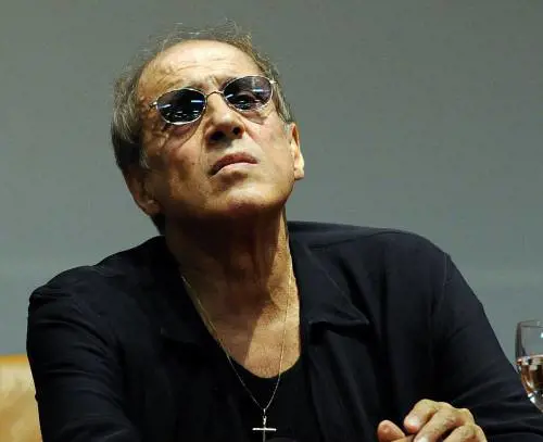 La Rai si arrende E Celentano vince il suo Festival