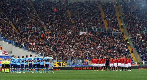 Dalla Curva Sud dell'Olimpico fischi per Scalfaro