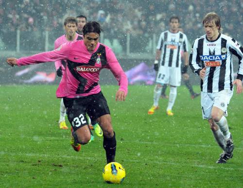 Bomber Matri l’idolo delle veline strega la Signora