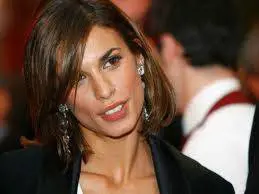 Nuovo amore per la Canalis: è lo stuntman americano che ingoia i pesci (vivi)