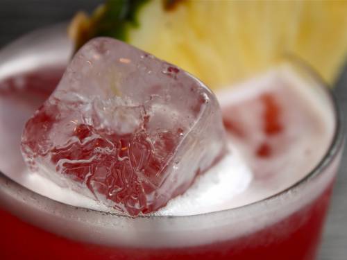 Rubato ghiaccio millenario: veniva servito nei cocktail