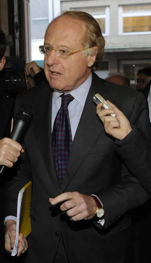 Eni rafforza lutile netto No a cedole straordinarie