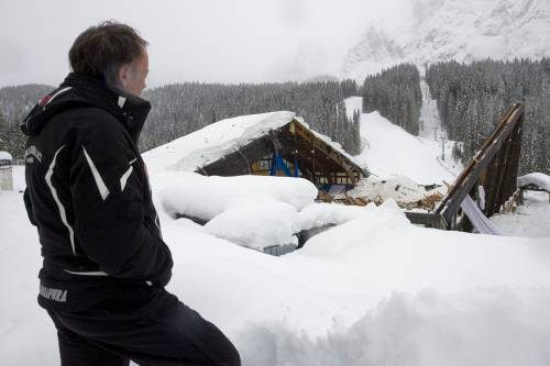 Torna il maltempo sull'Italia: forti nevicate al Centro Sud Da sabato clima primaverile