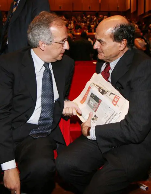 Il Pd nella morsa della Rai  Invoca tagli e sacrifici  ma è schiavo dei sindacati