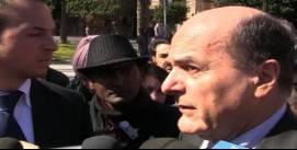 Cittadinanza, Bersani incalzato da straniero: "Se fossi al governo..."