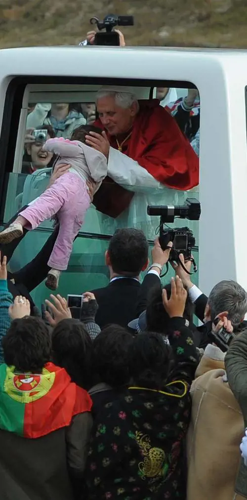 I tre giorni del Papa tra bagni di folla e il concerto alla Scala