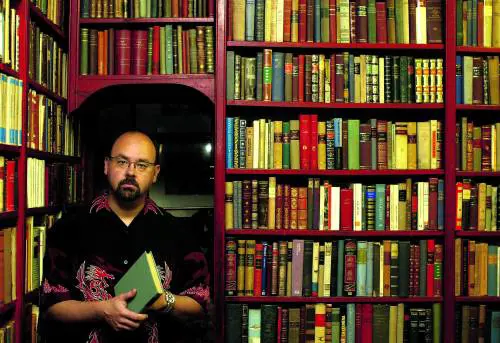 Intervista a Carlos Ruiz Zafòn: gli scrittori non hanno etichette