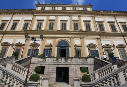 Negozi, spazi per mostre e ristorante di lusso. Così rinasce la villa Reale