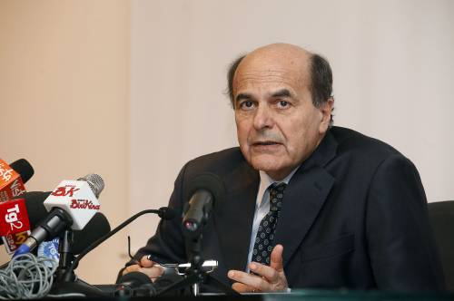 Bersani, fine di un segretario Ormai convince di più l'imitazione di Crozza in tv