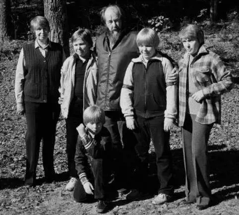 «Libri, famiglia e fede le isole felici di papà dopo lArcipelago gulag»