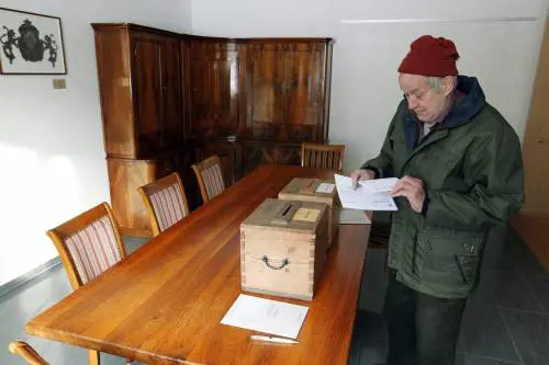 Niente ferie, gli svizzeri contro le vacanze in più