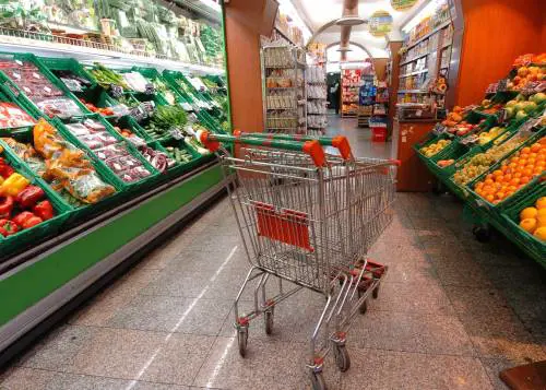 Crollano i consumi alimentari: lItalia torna indietro di 30 anni