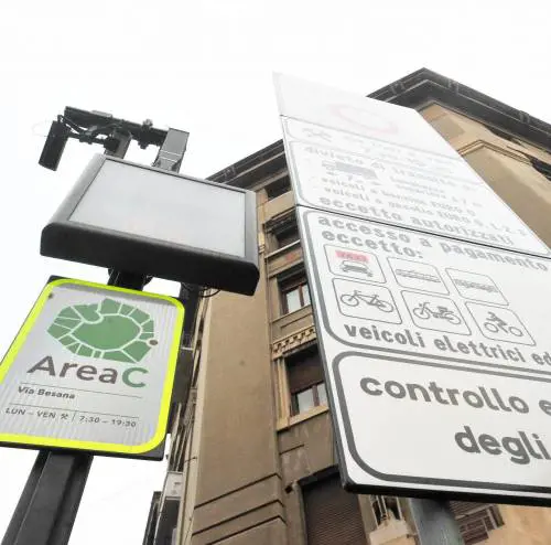 Triste record di un milanese multato per 22mila euro