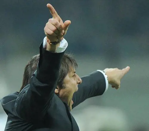 Conte ritrova la parola e... lamico Allegri:  «Non doveva star zitto?»