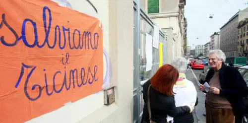 La protesta del Ticinese contro lisola pedonale