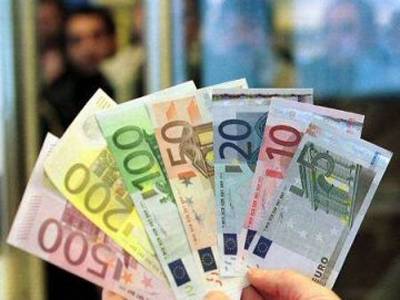 "Ogni italiano ha un debito pari a 32.300 euro  Record raggiunto con Monti"