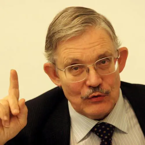 I milanesi promuovono lacqua del rubinetto Otto su dieci danno un giudizio positivo