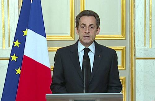 Sarkozy: "Pene per chi consulta siti web che inneggiano al terrorismo"
