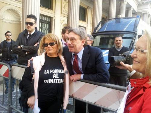 Su Twitter impazzano le #scusealladiliberto