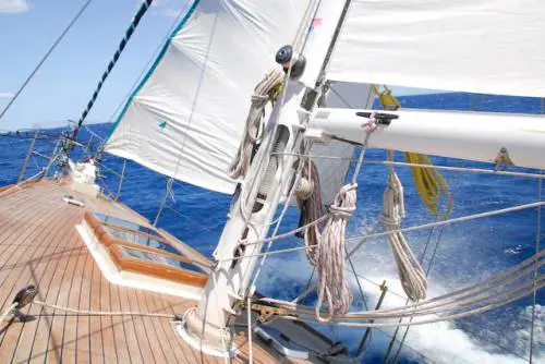 Noleggio "privato", il charter in rivolta