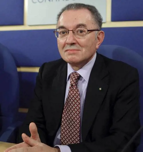 Squinzi: «Cè amaro in bocca, ma Confindustria lavorerà unita»