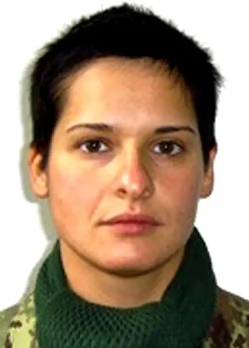 Lalpina, la veterana, il caporale: le nostre ragazze in prima linea impegnate in vere prove di fuoco